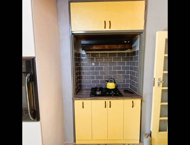 3 BEDROOM HOUSE FOR SALE IN ROTHDENE